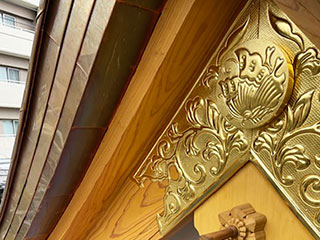 入屋破風飾り拝み